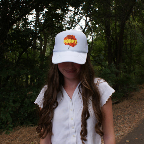 POPPY. Trucker
