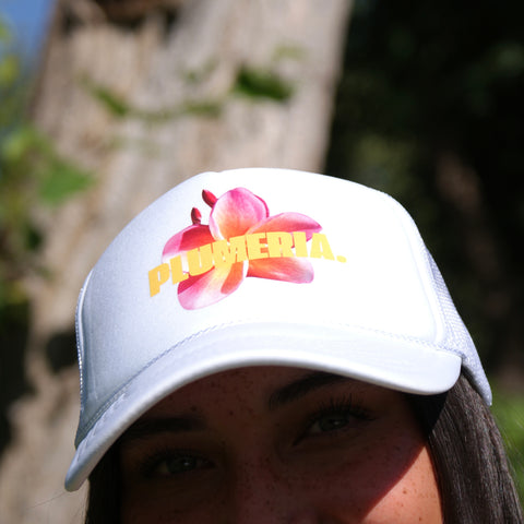 PLUMERIA. Trucker