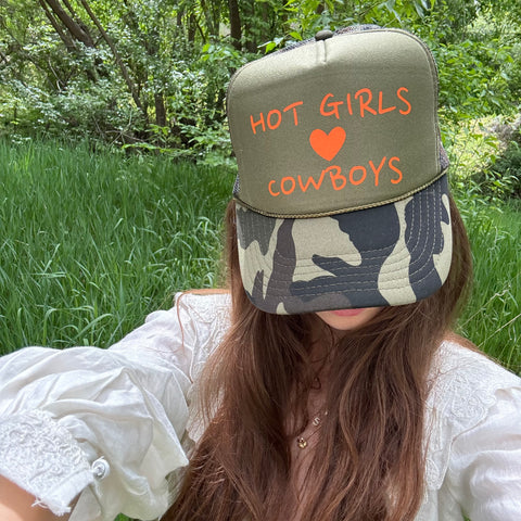 HOT GIRLS ❤️ COWBOYS Trucker